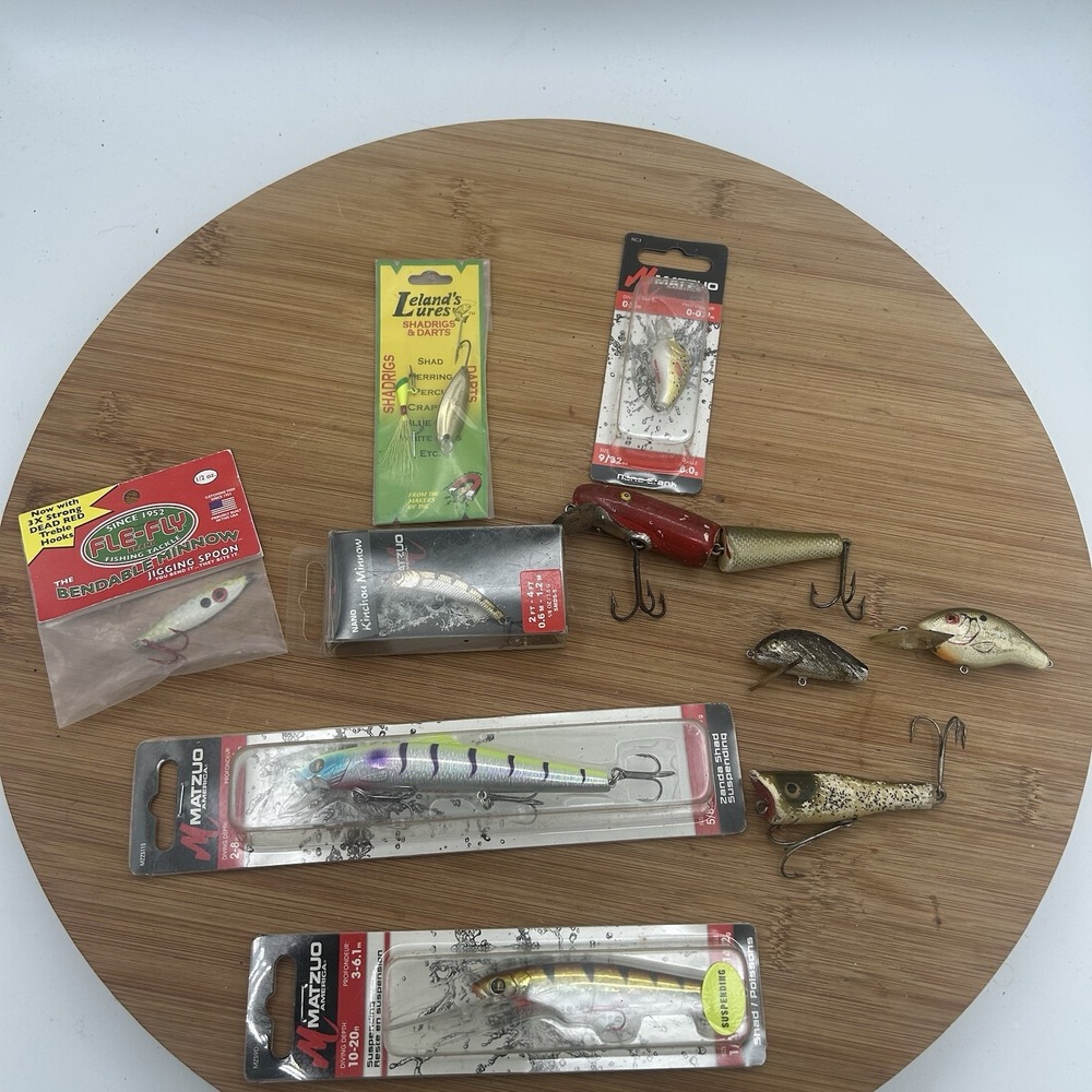 Lot Of 10 Lures variety of old and New Vintage Paw Paw Matzuo Zander Shad Leland